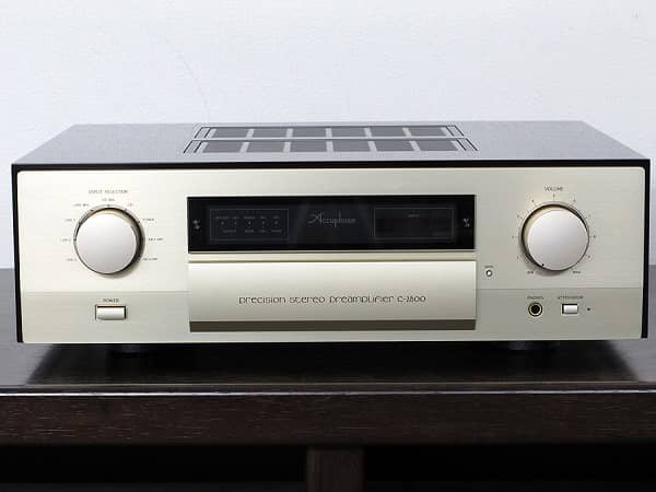 Accuphase C-2800 Preamplifier
